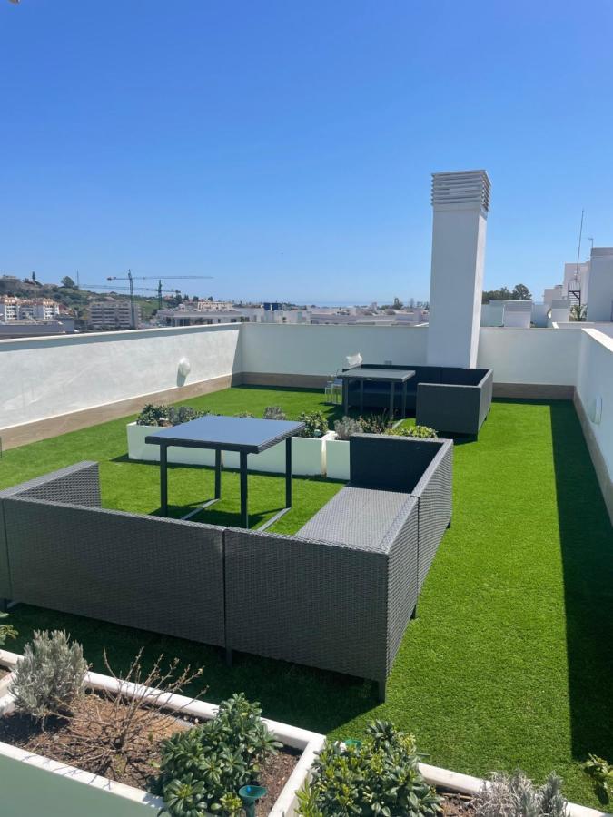 Brand New Apartment With Gym&Rooftop Pool. Марбеля Екстериор снимка